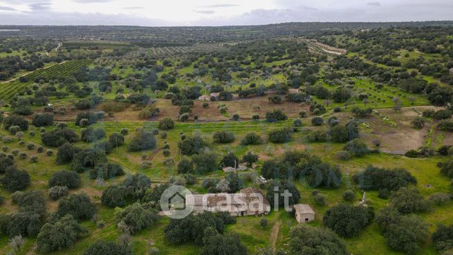 Rustico/casale in residenziale in Via roso 1