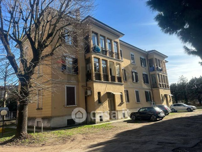 Appartamento in residenziale in Via Cesare Battisti 1