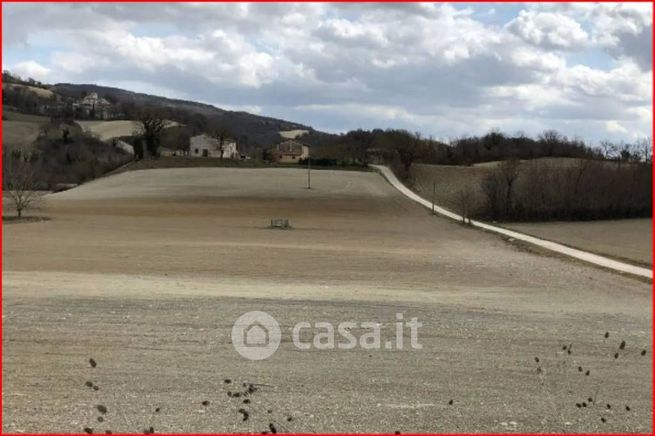 Terreno edificabile in residenziale in Via Flaminia Nord