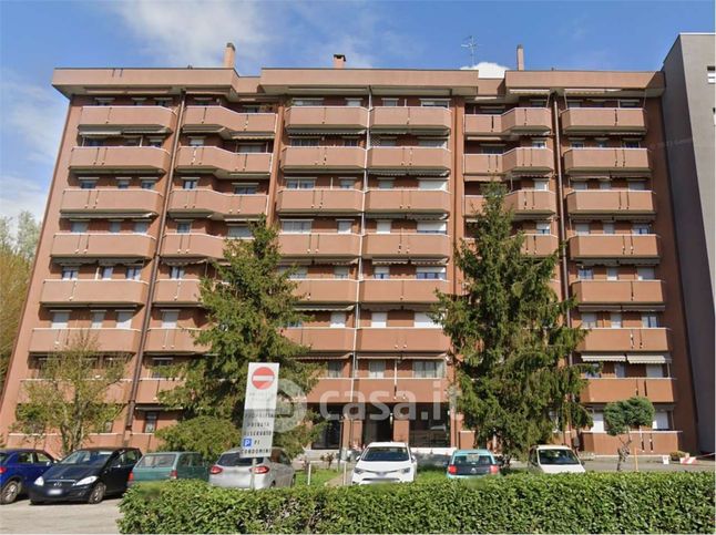 Appartamento in residenziale in Via Alberelle 9