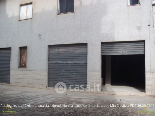 Garage/posto auto in residenziale in Via Taranto