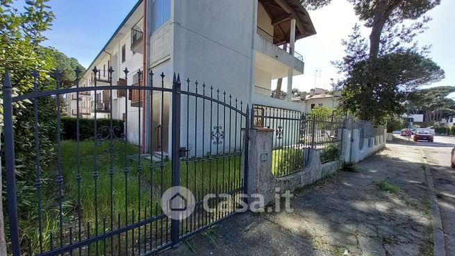 Villetta a schiera in residenziale in Via Mascagni 30