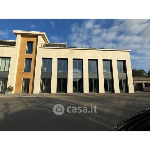 Ufficio in commerciale in Via G. Marconi 40