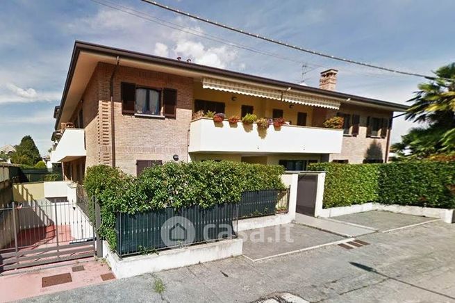 Appartamento in residenziale in Via Giovanni Pascoli 20