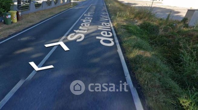 Capannone in commerciale in Strada Provinciale 77 della Val di Chienti