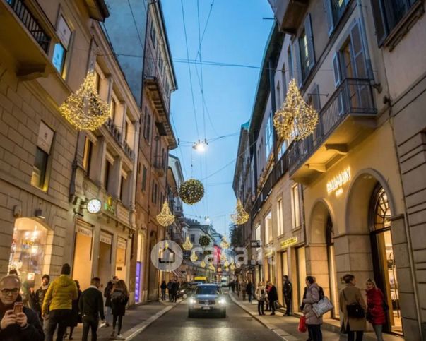 Appartamento in residenziale in Via Monte Napoleone