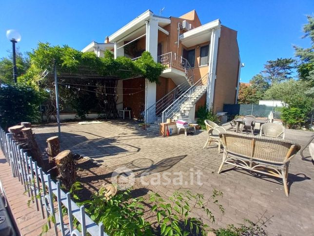 Villa in residenziale in Via Lecce