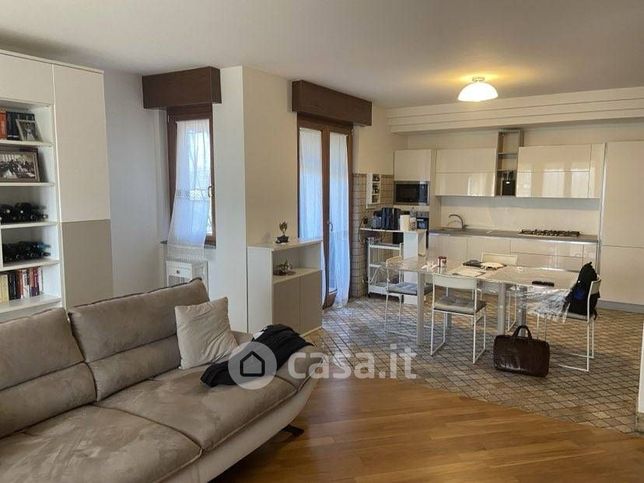 Appartamento in residenziale in Viale Pietro Toselli 34