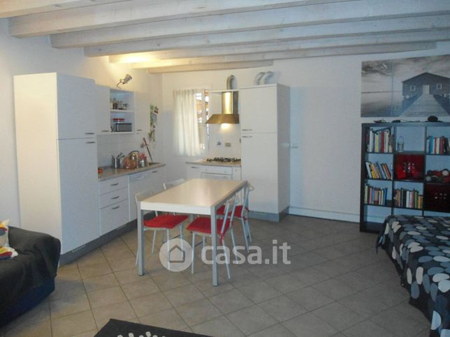 Loft in residenziale in Via Galliera