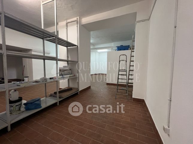 Box/posto auto in residenziale in Via Tuscolana 185