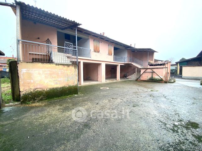 Casa indipendente in residenziale in Via Guglielmo Marconi 33