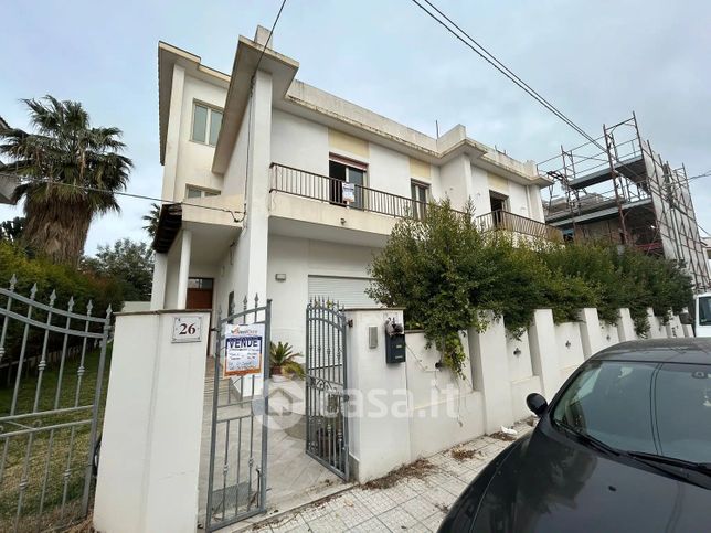 Appartamento in residenziale in Via Cristoforo Colombo 24