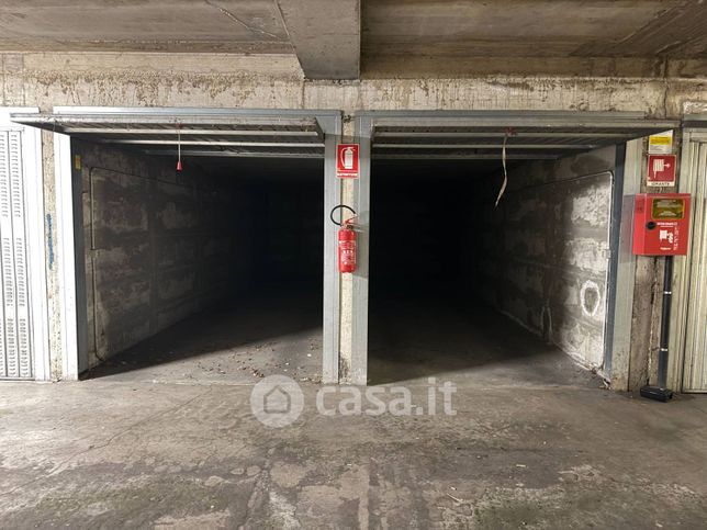 Box/posto auto in residenziale in Via Carlo Levi