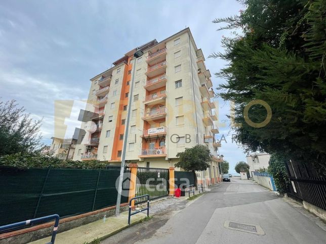 Appartamento in residenziale in Via Michelangelo 8