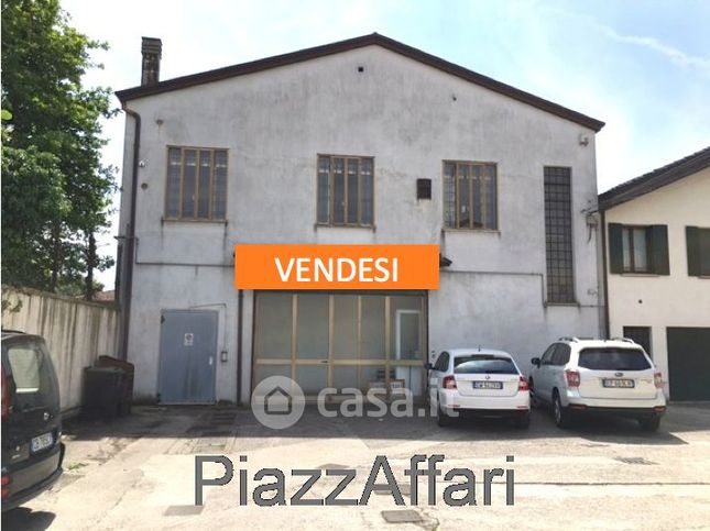 Ufficio in commerciale in Via Garibaldi
