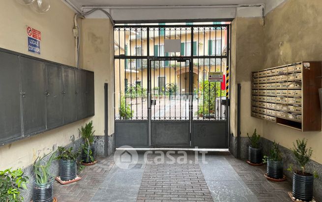 Box/posto auto in residenziale in Via Pesa del Lino 11