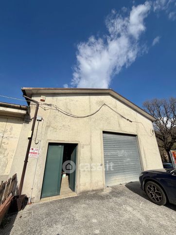 Capannone in commerciale in Purello