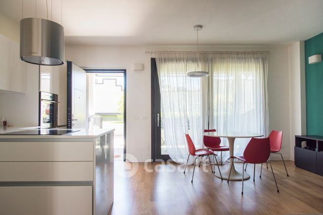 Appartamento in residenziale in Via dei Fontanili