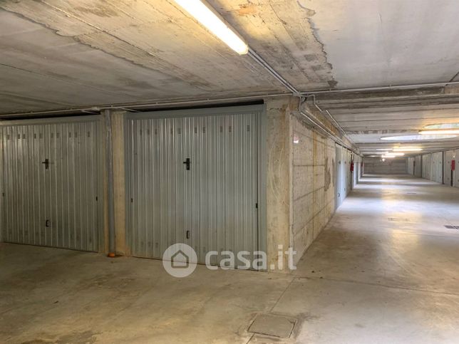 Garage/posto auto in residenziale in 