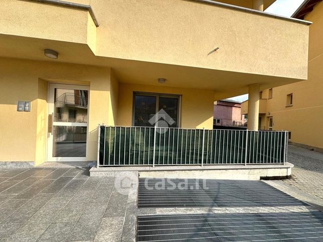 Appartamento in residenziale in Via Rivolta 21