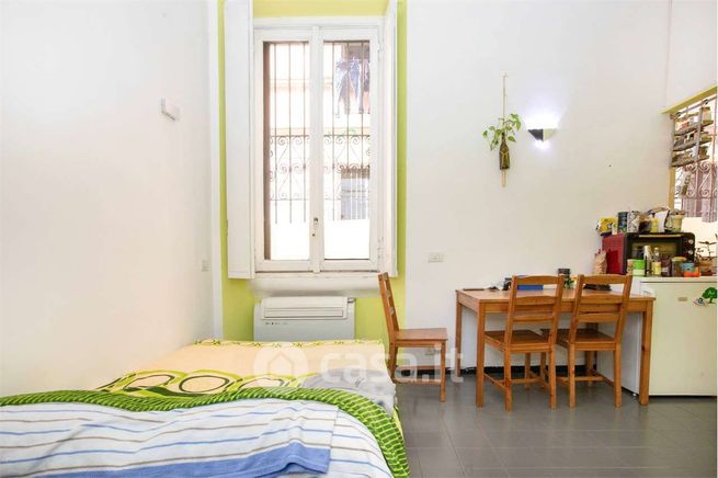 Appartamento in residenziale in Via Angelo della Pergola 4
