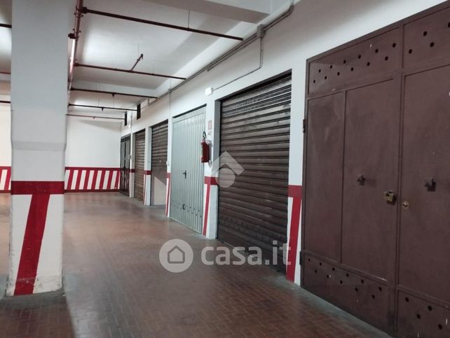 Garage/posto auto in residenziale in Via Piave 28