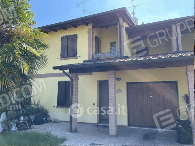 Villetta a schiera in residenziale in Via Chiesa