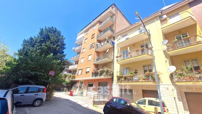 Box/posto auto in residenziale in Via Beata Francesca 60