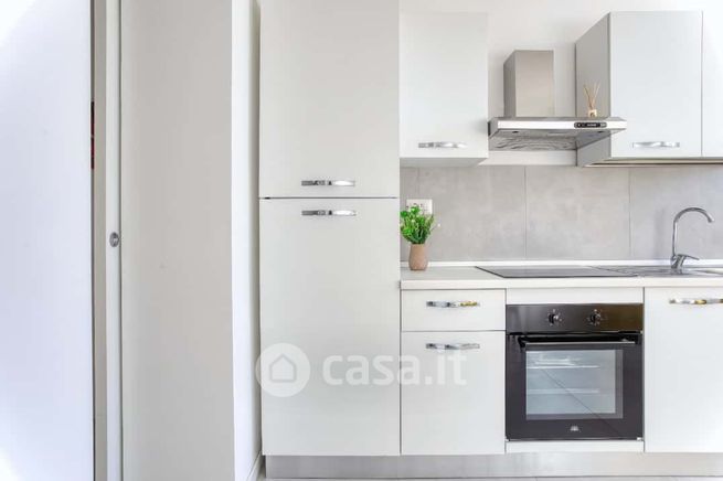 Appartamento in residenziale in Via Giovanni Battista Cassinis 1