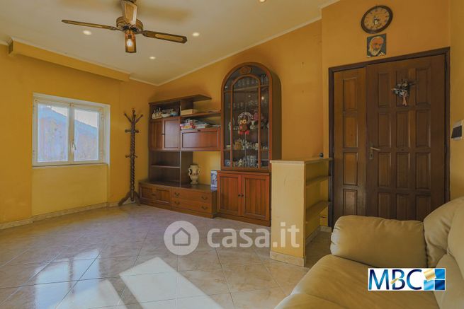 Appartamento in residenziale in Via Verzino