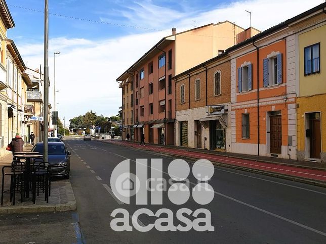 Garage/posto auto in residenziale in Corso c.b. Cavour 1