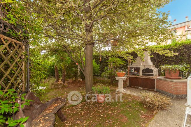 Villetta a schiera in residenziale in Via Sabotino 30