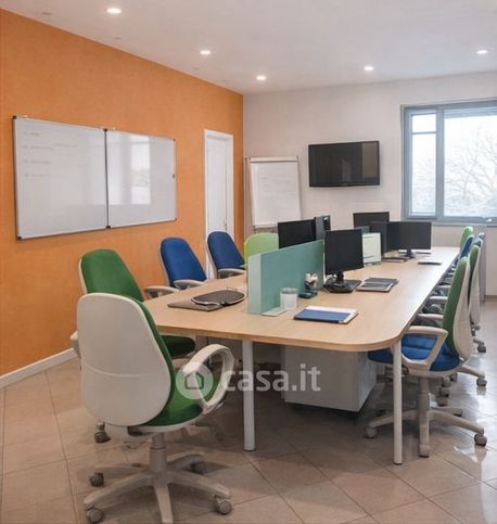 Ufficio in commerciale in Via del Fonditore