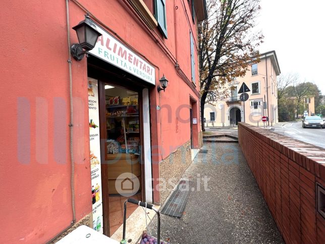 Negozio/locale commerciale in commerciale in 