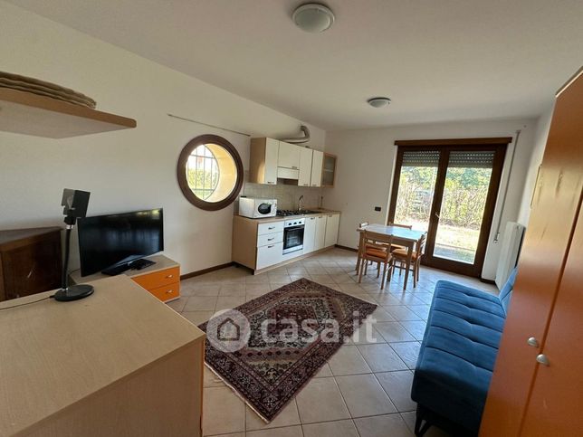 Appartamento in residenziale in Via Lago di Molveno 61