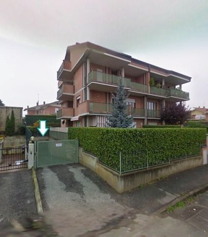 Garage/posto auto in residenziale in Via Villastellone 11