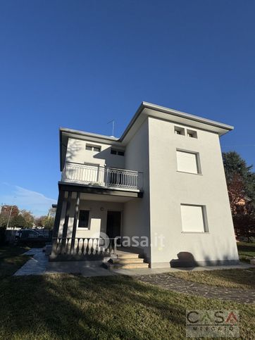 Casa indipendente in residenziale in Via Stradelle
