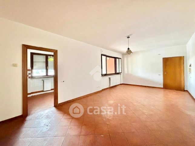 Appartamento in residenziale in Via Dora Riparia