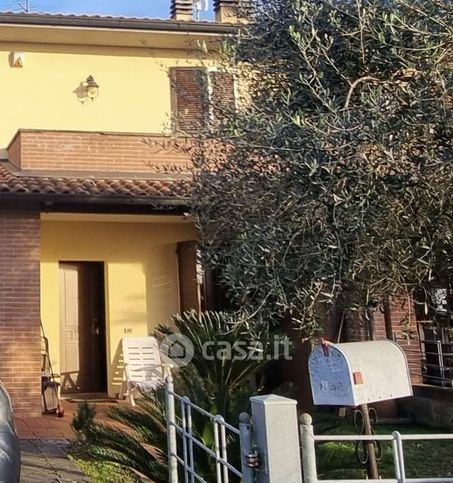 Villetta a schiera in residenziale in 