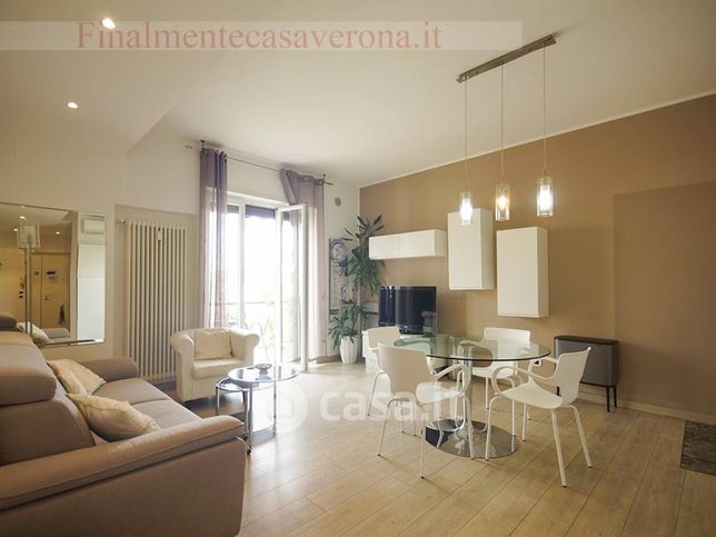 Appartamento in residenziale in Piazza Renato Simoni 333