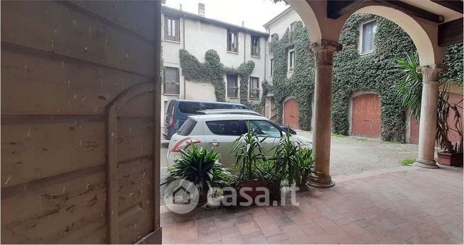 Box/posto auto in residenziale in 