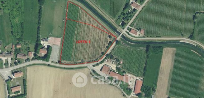 Terreno agricolo in commerciale in Via Comunale di RustignÃ¨ 30