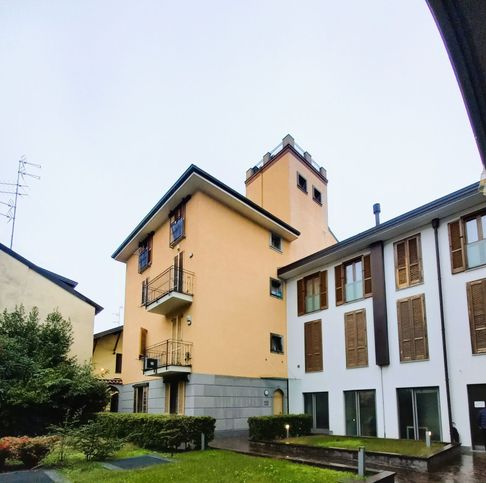 Appartamento in residenziale in Via Gian Matteo Ferrario 48