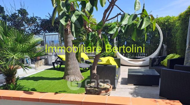 Appartamento in residenziale in Strada Statale 1