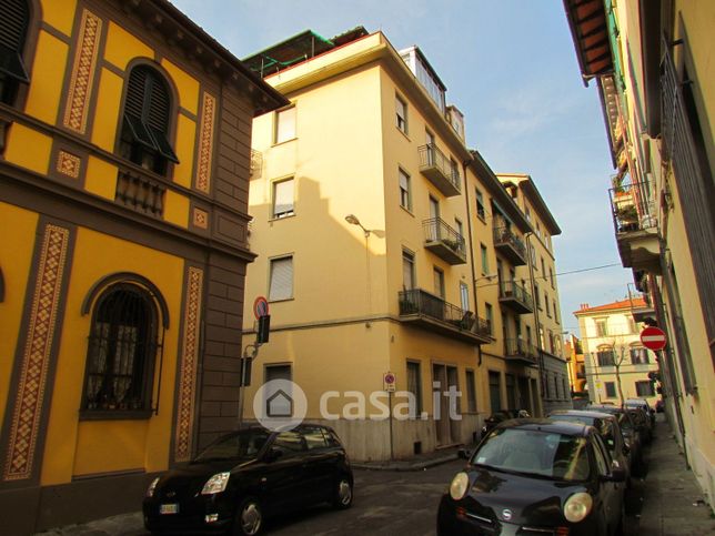 Appartamento in residenziale in Via Cesare De Laugier