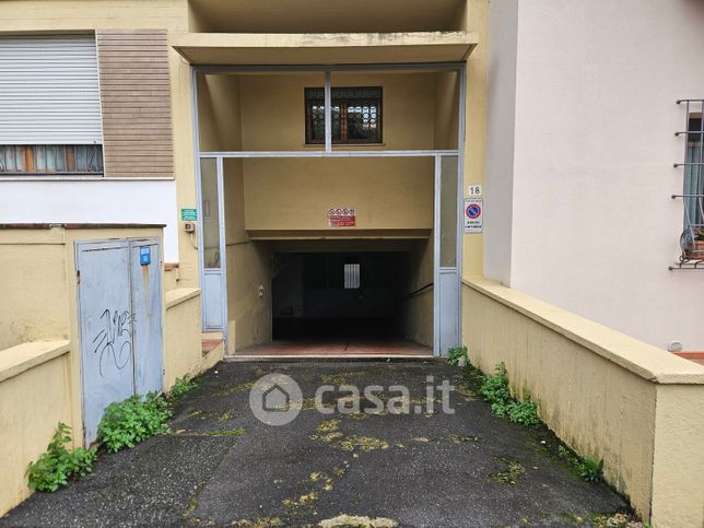 Garage/posto auto in residenziale in Via Tommaso Campanella 18