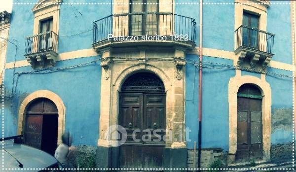 Casa indipendente in residenziale in 