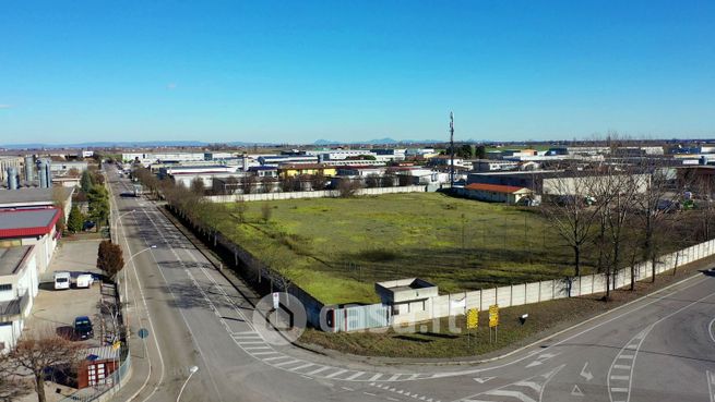 Terreno edificabile in residenziale in Viale del Lavoro 11