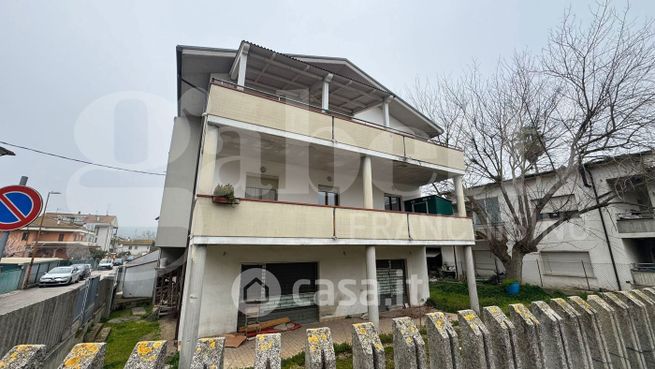 Appartamento in residenziale in Via Mincio 2