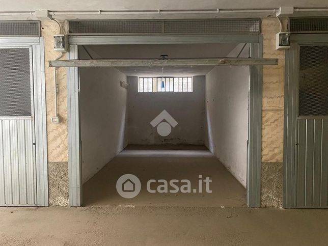 Garage/posto auto in residenziale in Via Gardezzana